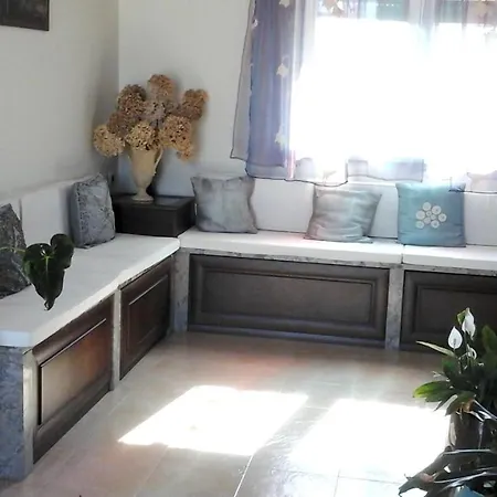 House With 2 Bedrooms In Salir De Matos With Wonderful Mountain View Balcony And Wifi 10 Km From The Beach Holiday home